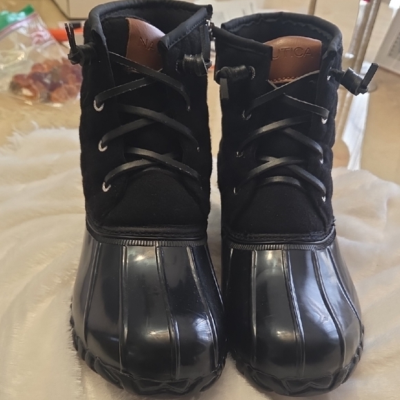 Nautica Shoes - Nautica Black Lace-Up Duck Boots